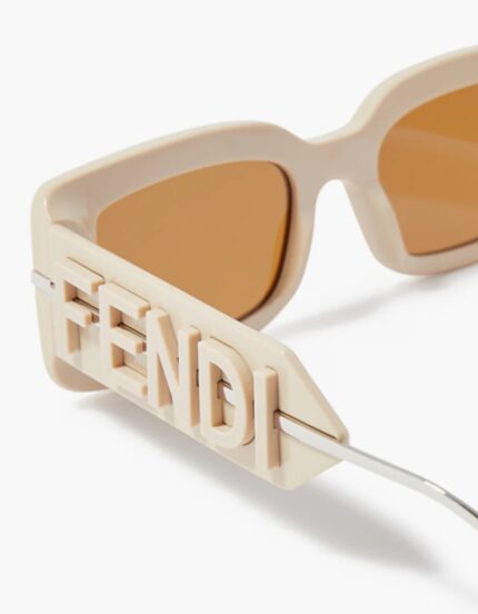 Fendi nude