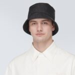 Hat Valentino - Imagen 3
